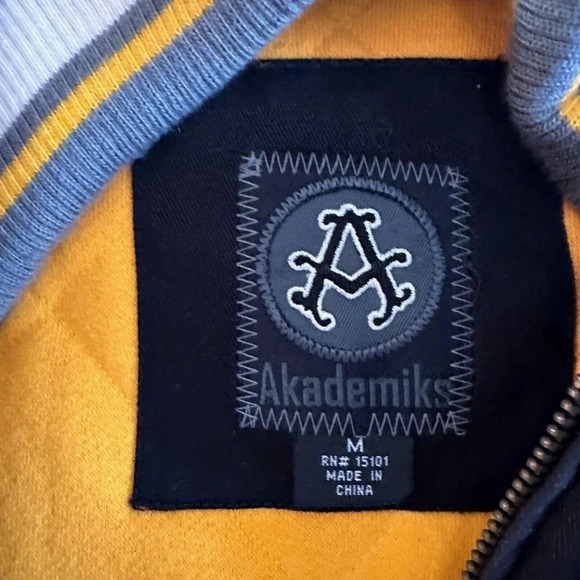 Y2K Akademiks Varsity Jacket Mens Medium Double Sided Quilted Lining 90s - Picture 13 of 16